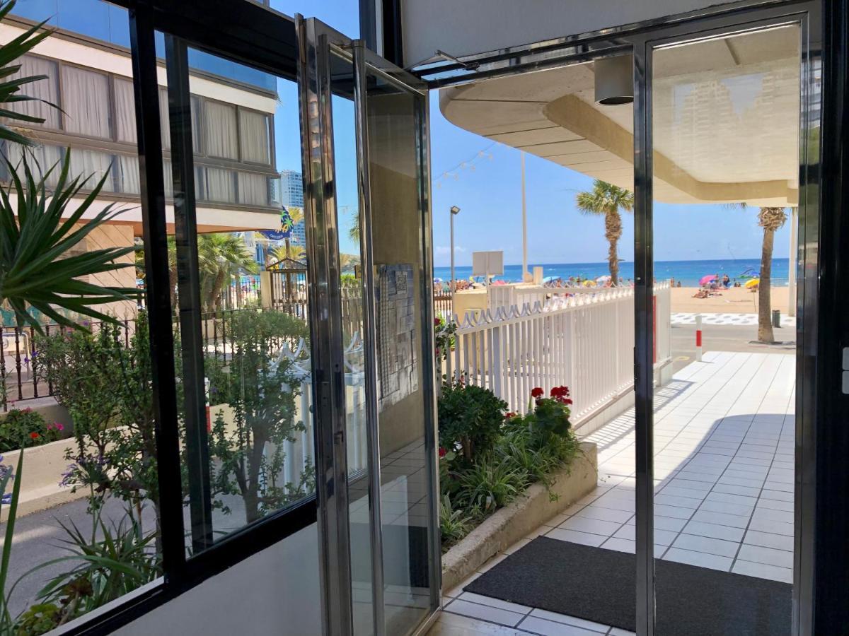 Apartamento Torre Levante, Primera Linea De Playa Benidorm Exteriér fotografie