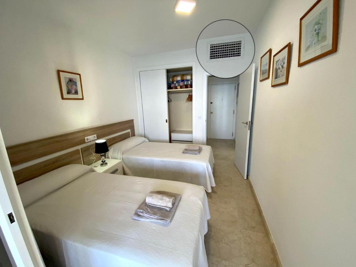 Apartamento Torre Levante, Primera Linea De Playa Benidorm Exteriér fotografie